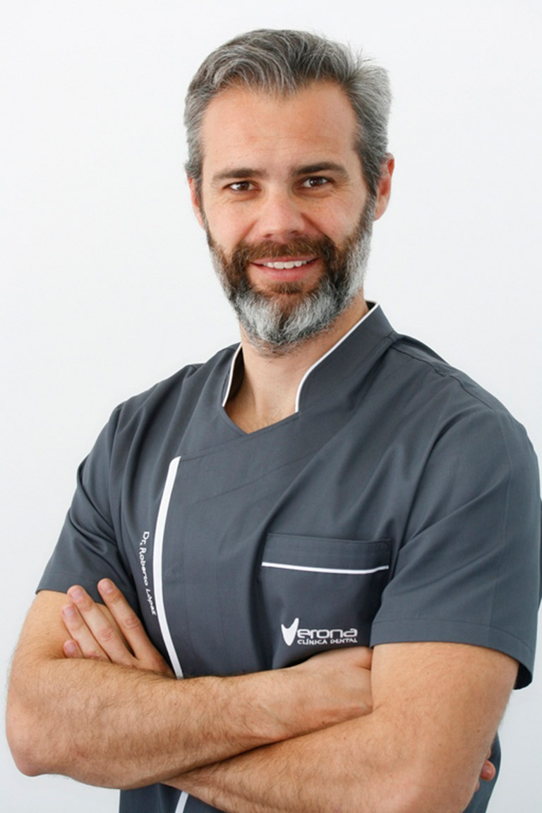 Dr. Roberto López Osado